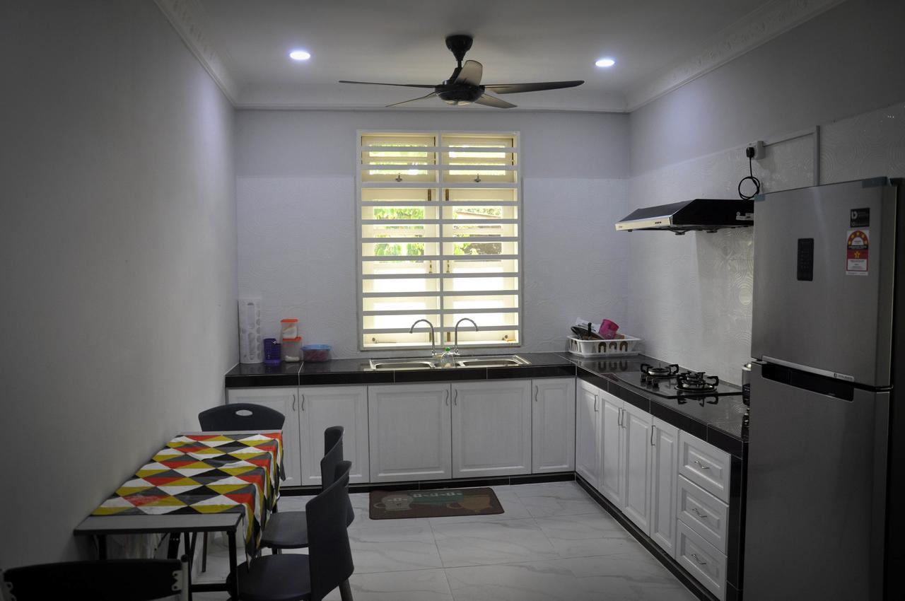 Kak Nor Villa Kuala Terengganu Kültér fotó